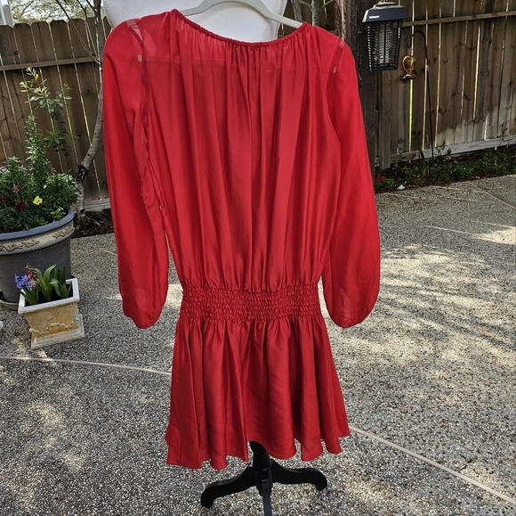 Elizabeth and James smocked waist  red silk dress S - Picture 12 of 15